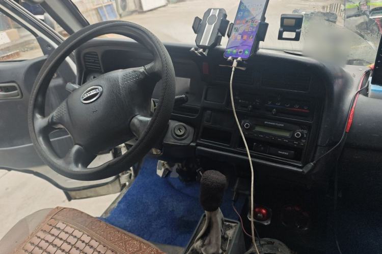 Used Skywell D10 2017 Sea Lion Pure Electric Van Center Console