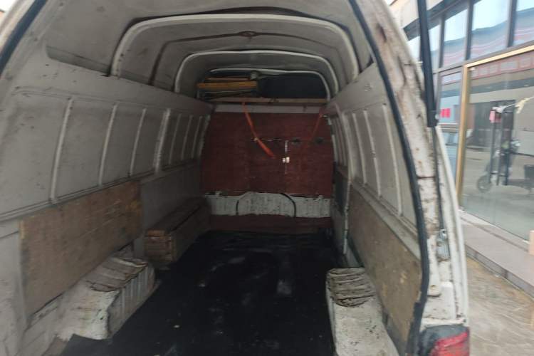 Used Skywell D10 2017 Sea Lion Pure Electric Van Trunk