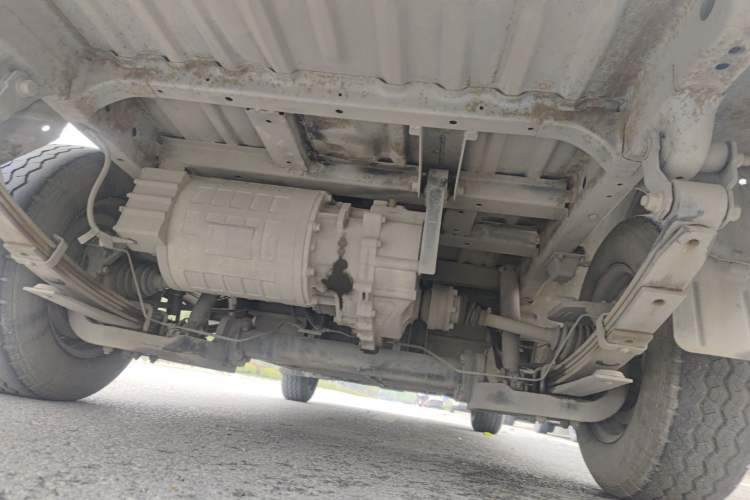 Used Skywell D10 2019 44.6 kWh High-Roof Pure Electric Van Chassis Rear