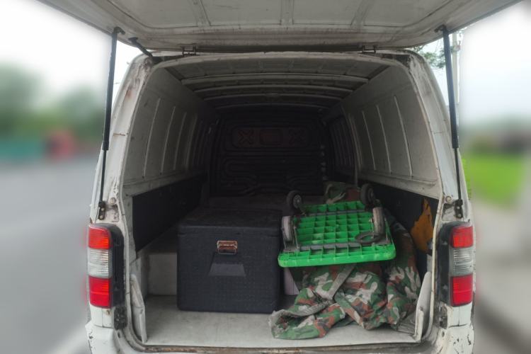 Used Skywell D10 2019 44.6 kWh Low-Roof Pure Electric Van Trunk