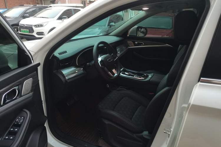 Used Skyworth 2021 520 Travel Edition Driver Seat