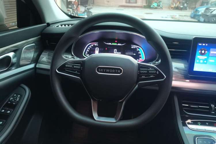 Used Skyworth 2021 520 Travel Edition Steering Wheel