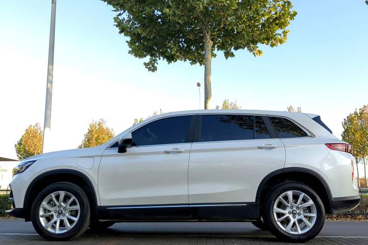 Used Skyworth 2022 410 Travel Edition Exterior 4