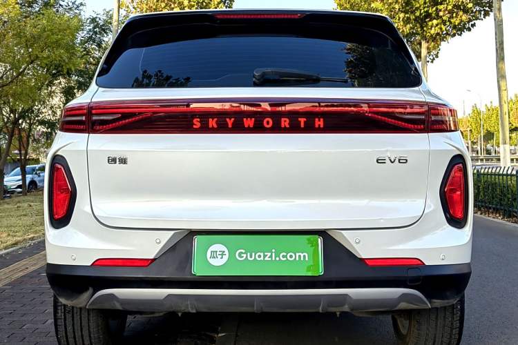 Used Skyworth 2022 410 Travel Edition Exterior 5