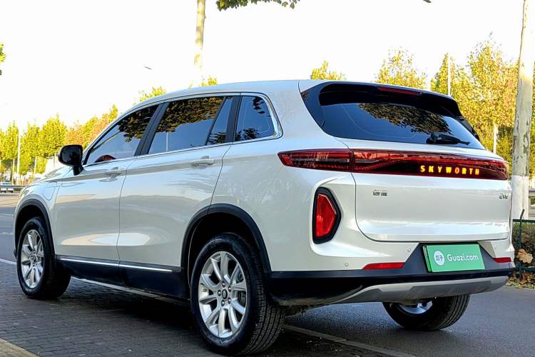 Used Skyworth 2022 410 Travel Edition Exterior 7
