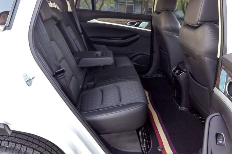 Used Skyworth 2022 410 Travel Edition Interior 4