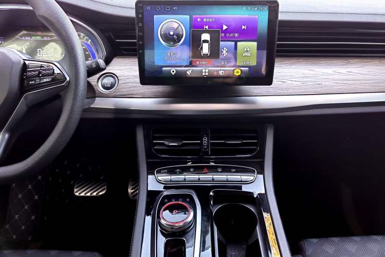Used Skyworth 2022 410 Travel Edition Interior 6