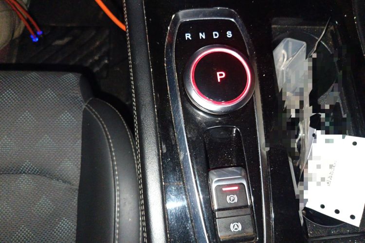 Used Skyworth ET5 2020 Mingxin Health Edition 410 km Gear Lever
