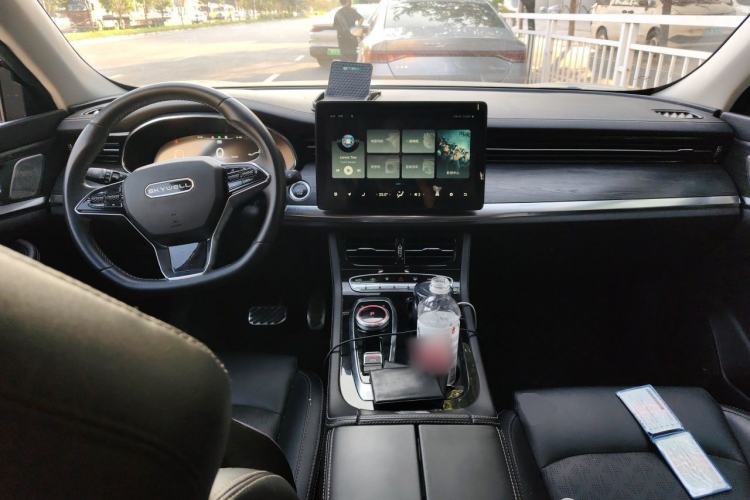 Used Skyworth ET5 2020 Mingxin Health Edition 410 km Center Console