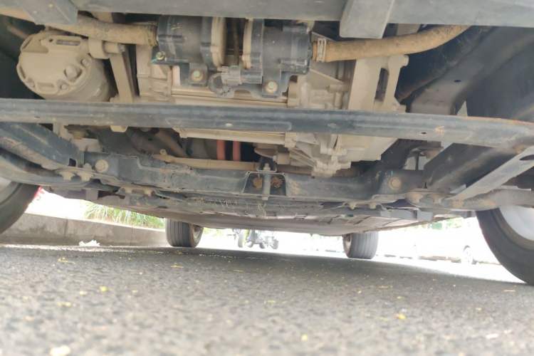 Used Skyworth ET5 2020 PureMind Smart Edition 520 km Chassis Front