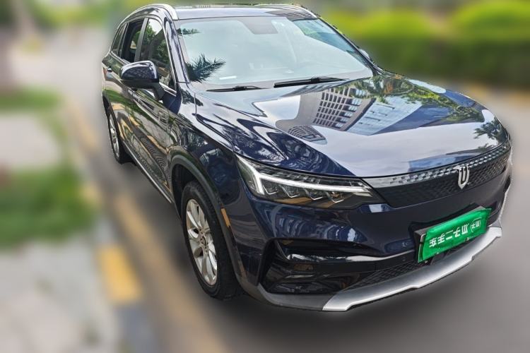 Used Skyworth ET5 2020 PureMind Smart Edition 410 km Front Right 45 Deg
