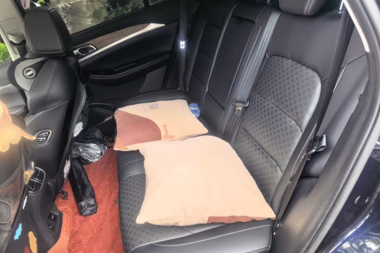 Used Skyworth ET5 2020 Smart & Integrated Version 520 km Left Rear Seat