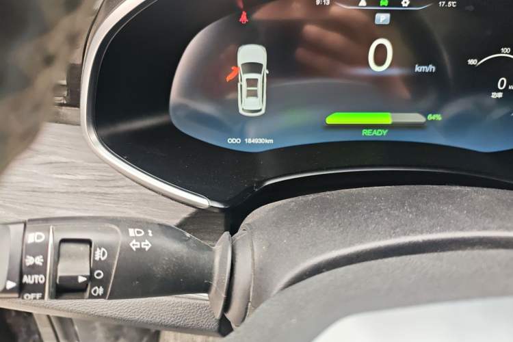 Used Skyworth ET5 2020 PureMind Smart Edition 520 km Odometer Close Up
