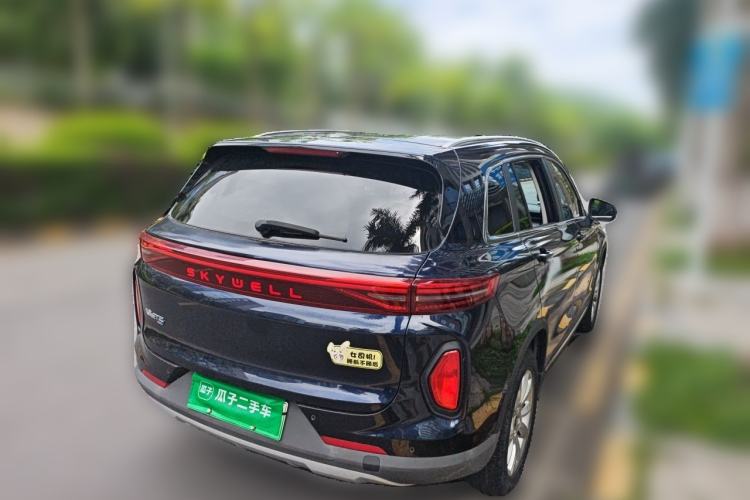 Used Skyworth ET5 2020 PureMind Smart Edition 410 km Rear Right 45 Deg
