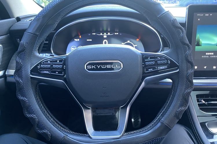 Used Skyworth ET5 2020 Smart & Integrated Version 520 km Steering Wheel