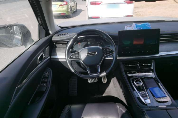 Used Skyworth ET5 2020 Smart & Integrated Version 520 km Steering Wheel