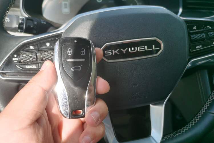 Used Skyworth ET5 2020 Smart & Integrated Version 520 km Vehicle Key