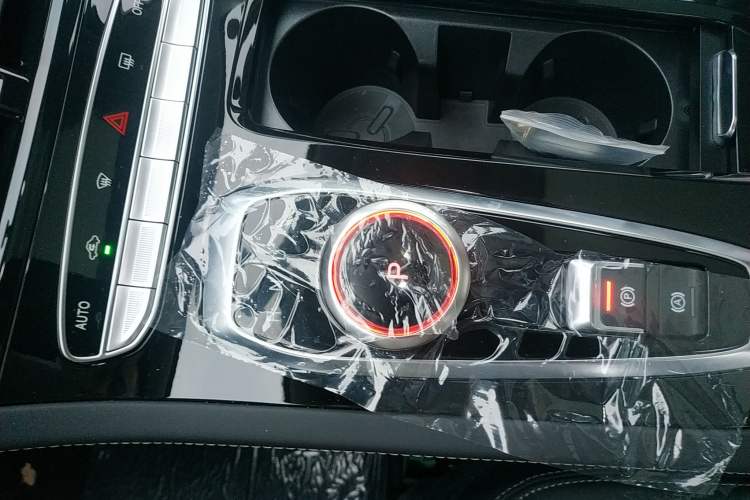 Used Skyworth EV6 2024 520 Glory Edition Gear Lever