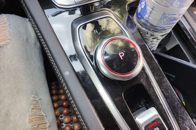 Used Skyworth EV6 2023 410 Elite Edition Gear Lever