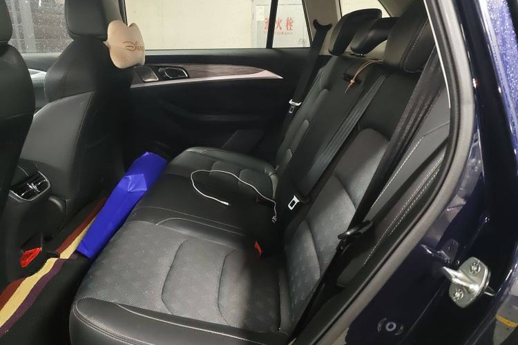 Used Skyworth EV6 2021 410 Travel Edition Left Rear Seat