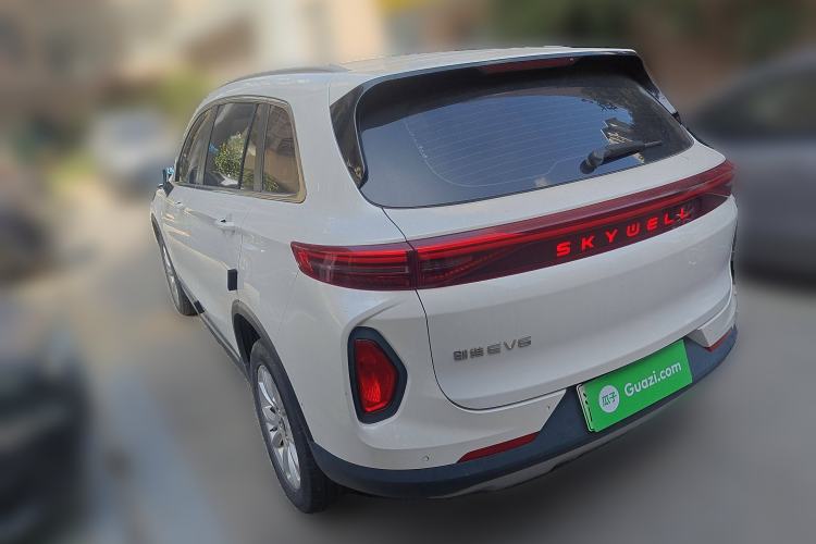Used Skyworth EV6 2021 410 Travel Edition Exterior 3