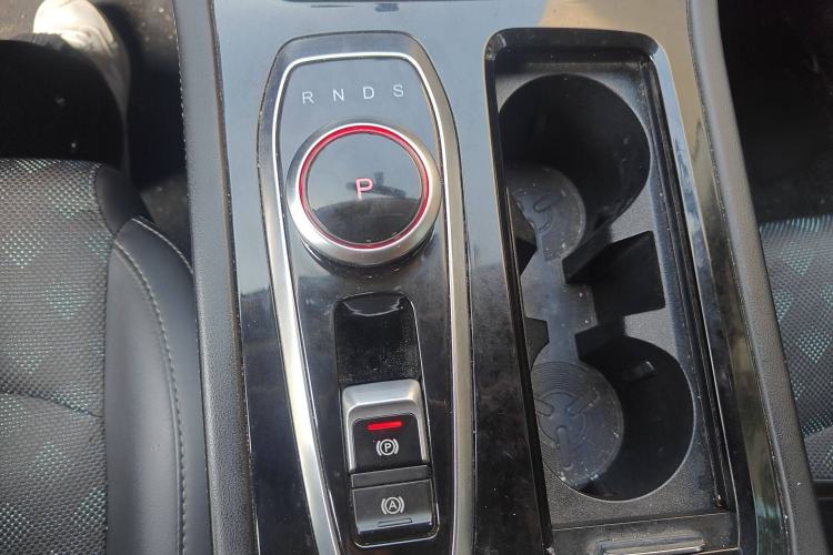 Used Skyworth EV6 2021 410 Travel Edition Gear Lever