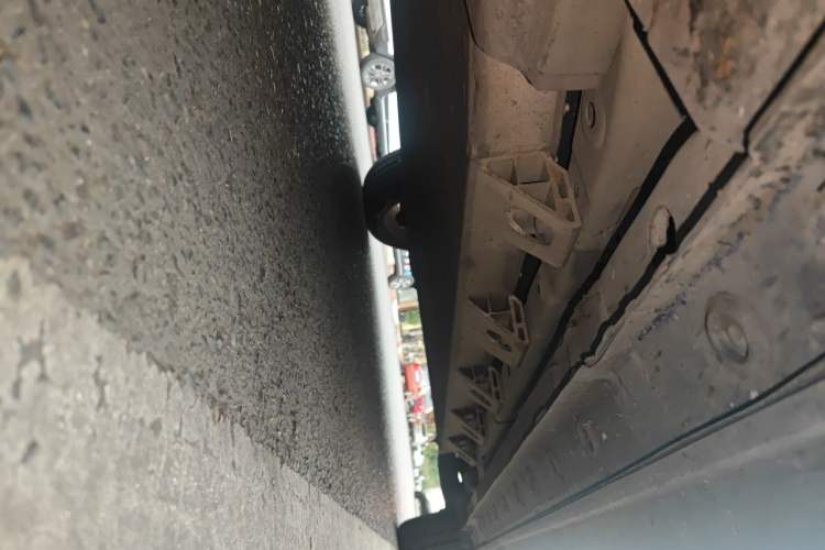 Used Skyworth EV6 2021 520 Travel Edition Chassis Front Left
