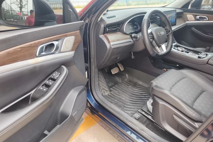 Used Skyworth EV6 2021 620 Travel Edition Driver Seat