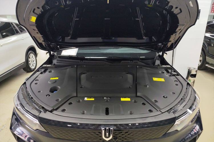Used Skyworth EV6 2021 620 Travel Edition Engine Bay