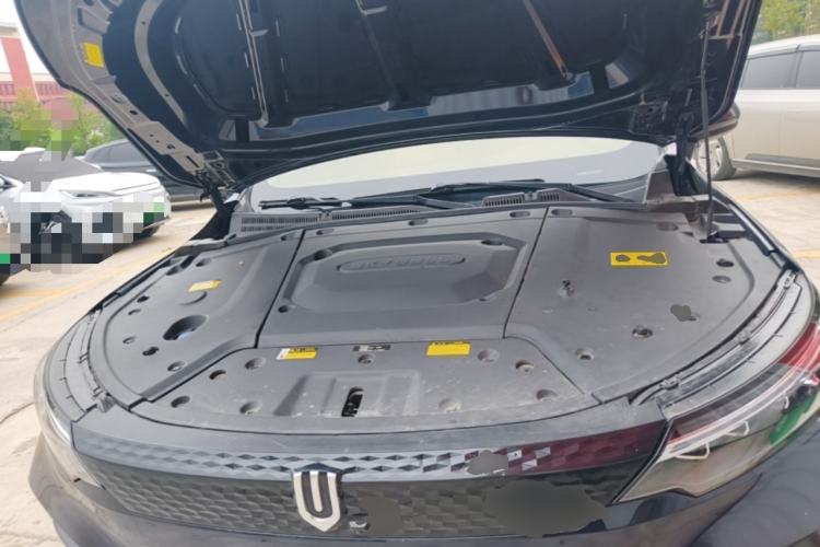Used Skyworth EV6 2021 620 Travel Edition Engine Bay