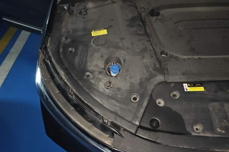 Used Skyworth EV6 2021 520 Smart Edition Engine Bay Right