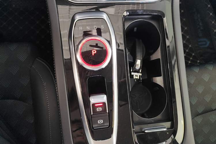 Used Skyworth EV6 2021 620 Travel Edition Gear Lever