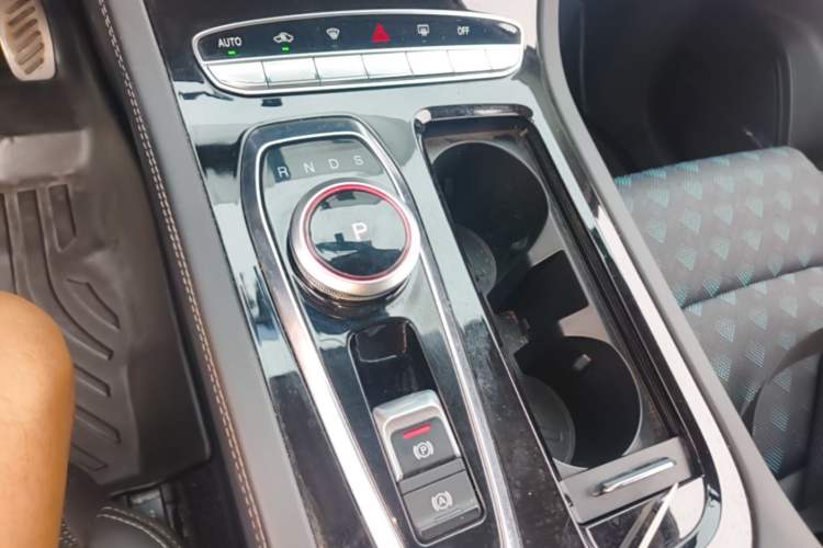 Used Skyworth EV6 2021 620 Travel Edition Gear Lever