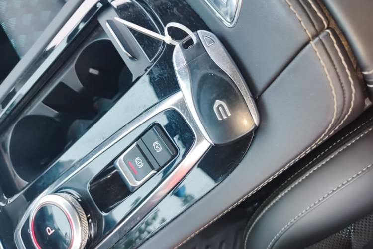 Used Skyworth EV6 2021 620 Travel Edition Interior 1