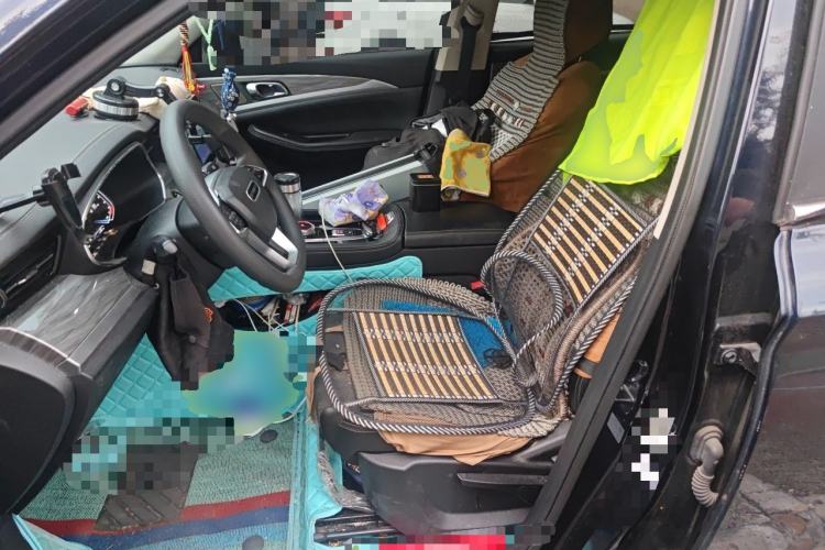 Used Skyworth EV6 2021 520 Travel Edition Left Front Seat