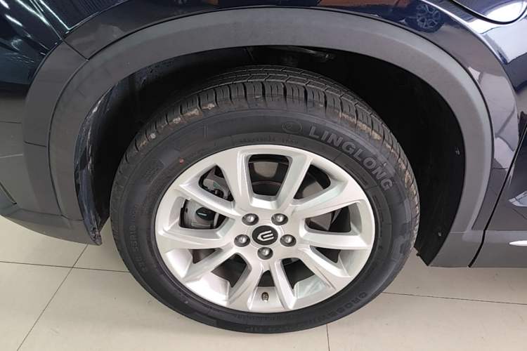 Used Skyworth EV6 2021 620 Travel Edition Left Front Wheel Hub