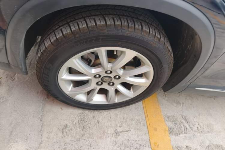 Used Skyworth EV6 2021 620 Travel Edition Left Front Wheel Hub