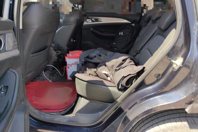 Used Skyworth EV6 2021 620 Joyful Edition Left Rear Seat