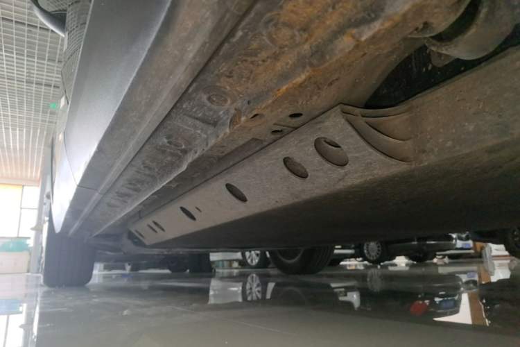 Used Skyworth EV6 2021 620 Joyful Edition Left Side Sill