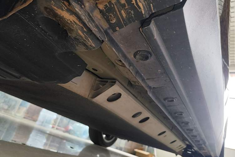 Used Skyworth EV6 2021 620 Travel Edition Left Side Sill