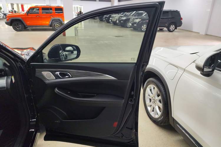 Used Skyworth EV6 2021 620 Travel Edition Right Front Door Interior
