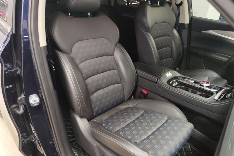 Used Skyworth EV6 2021 620 Travel Edition Right Front Seat