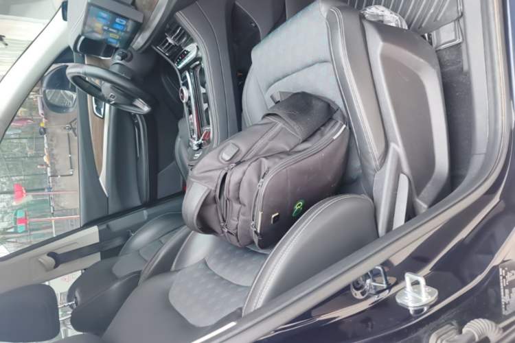 Used Skyworth EV6 2021 620 Travel Edition Right Front Seat