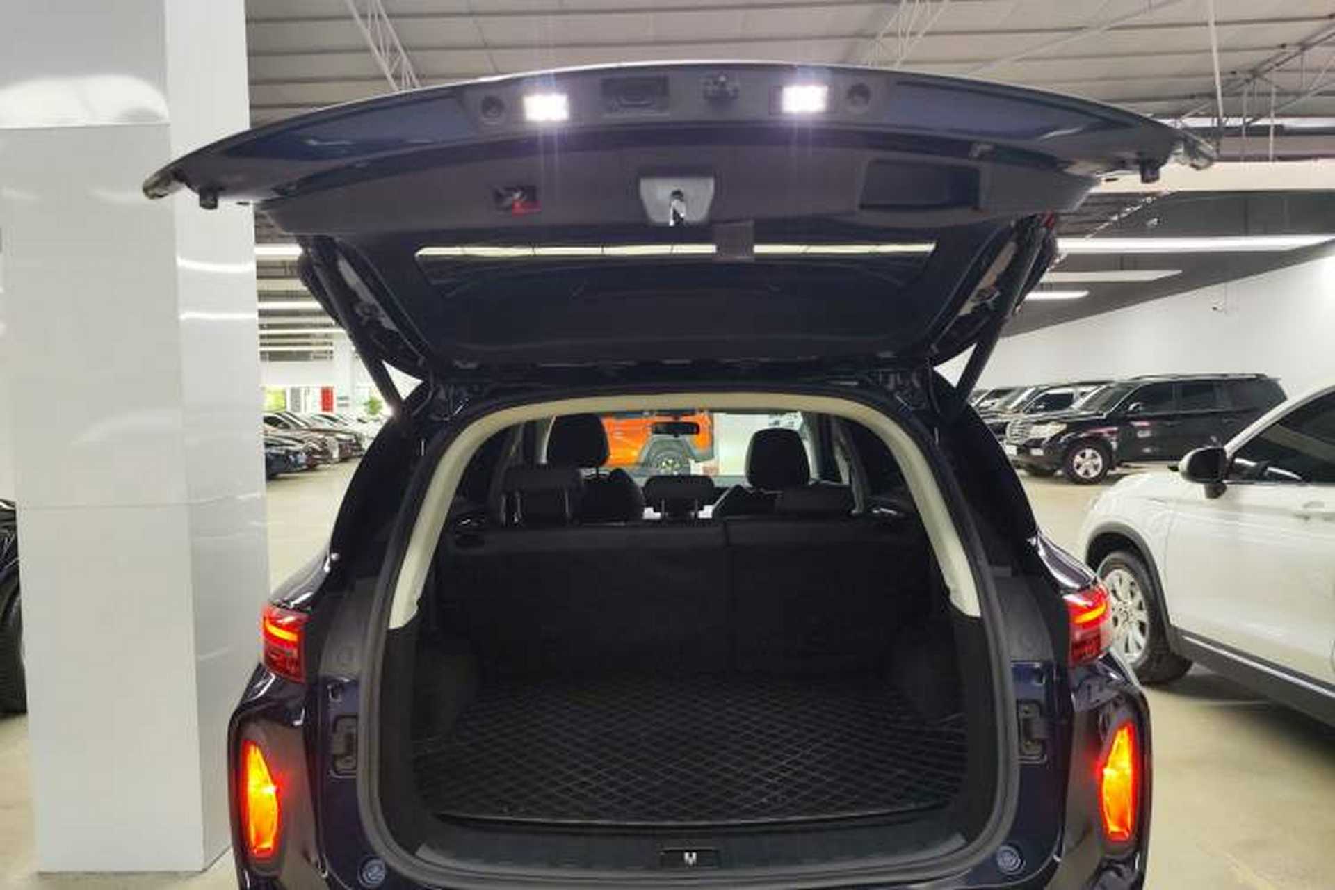 Used Skyworth EV6 2021 620 Travel Edition Trunk