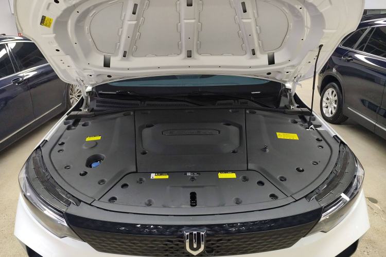 Used Skyworth EV6 2021 410 Joyful Edition Engine Bay