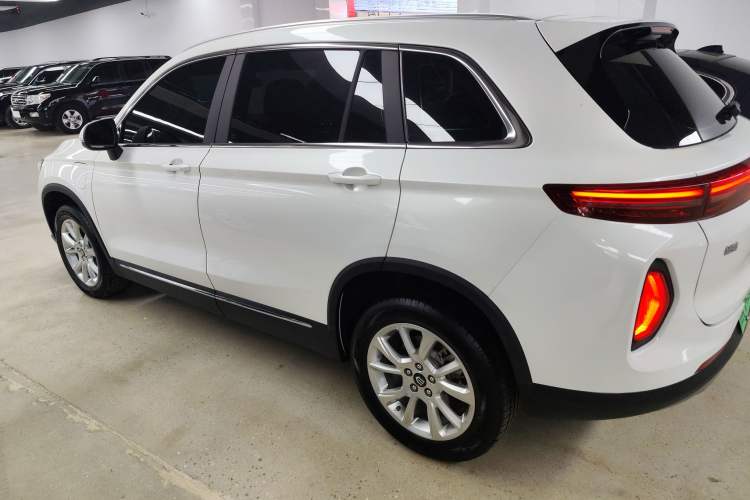 Used Skyworth EV6 2021 410 Joyful Edition Exterior 3