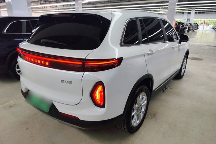 Used Skyworth EV6 2021 410 Joyful Edition Exterior 5