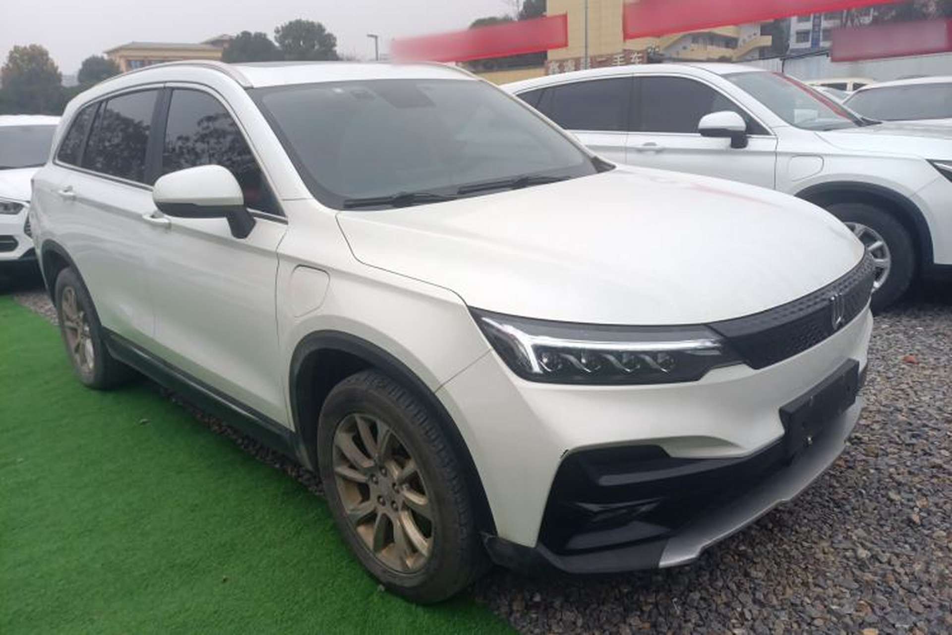 Used Skyworth EV6 2021 520 Standard Edition Front Right 45 Deg