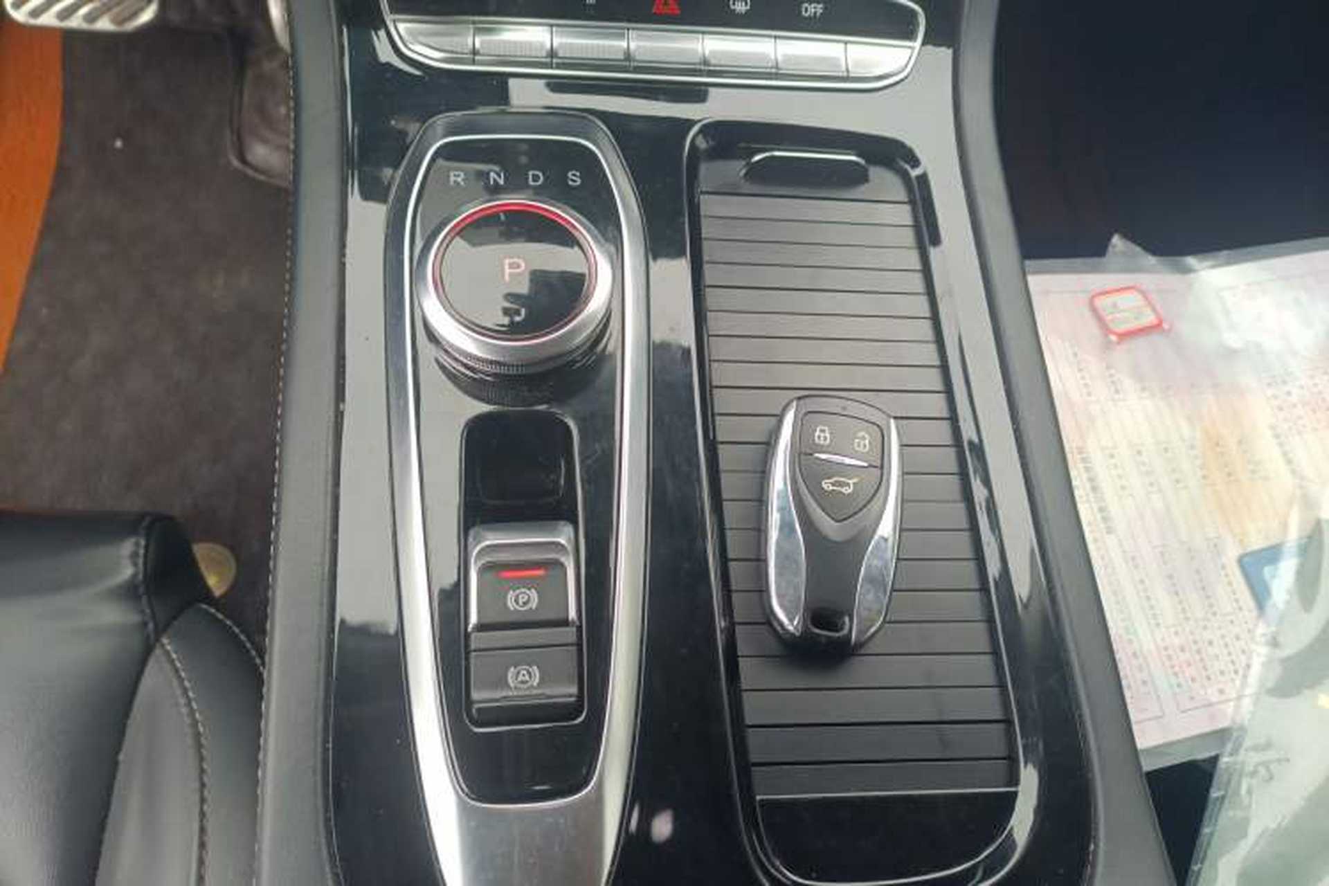 Used Skyworth EV6 2021 520 Standard Edition Gear Lever