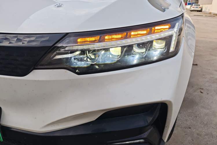 Used Skyworth EV6 2021 520 Standard Edition Left Front Headlight